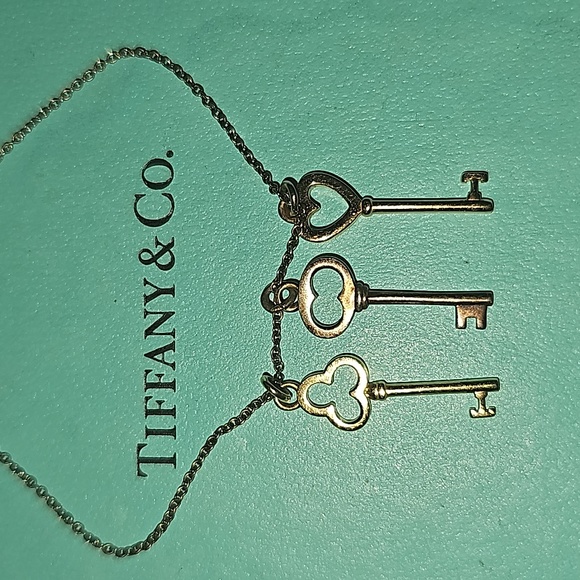 Tiffany & Co. Triple Key Motif Silver Gold Pendant Necklace Ag925 Au750 18in Lg - Picture 11 of 15